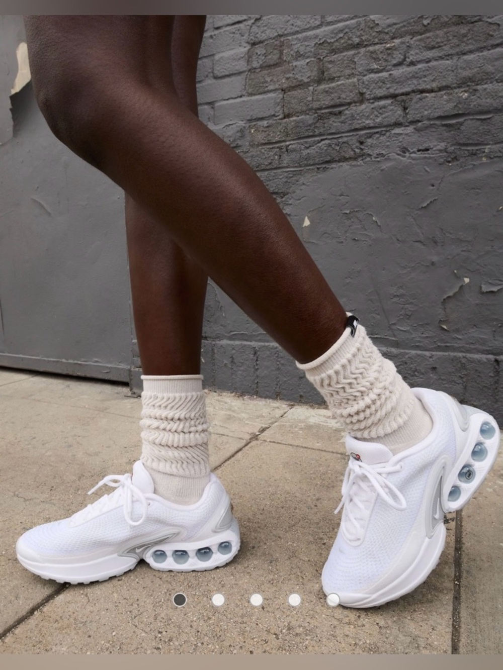 Nike Air Max DN Silver Glitter Sneakers New , Never Worn Woman’s Size 8.5